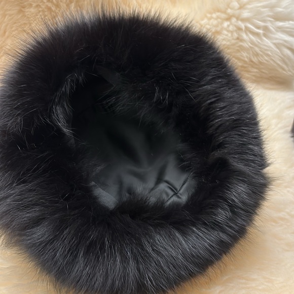 Black Mink Barrett - Picture 5 of 6